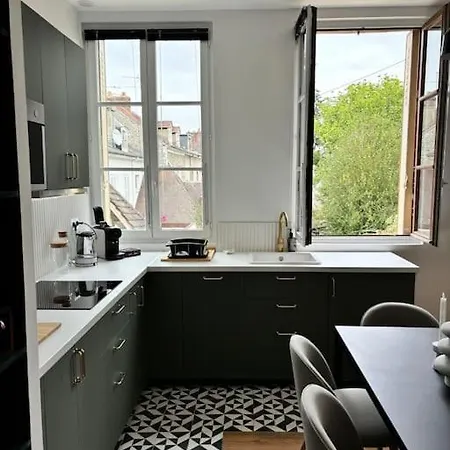 Le Matisse - Center Near Train Station Apartment *